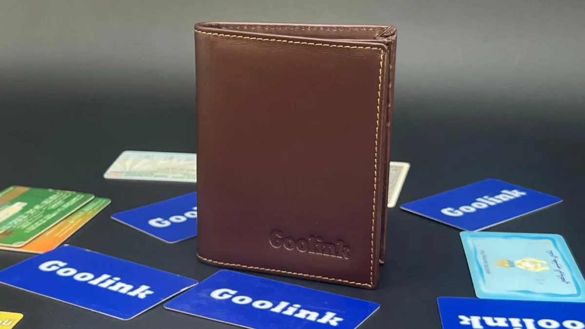 Goolink Men’s Wallet – Model GL32441 | Premium Brown Genuine Leather Bifold with Multiple Card Slots & Sleek Finish - Image 4
